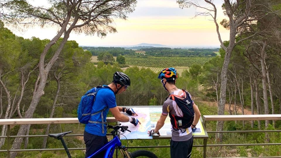 Circuits VTT et gravel : 500 km de pur ride entre Méditerranée et vignobles